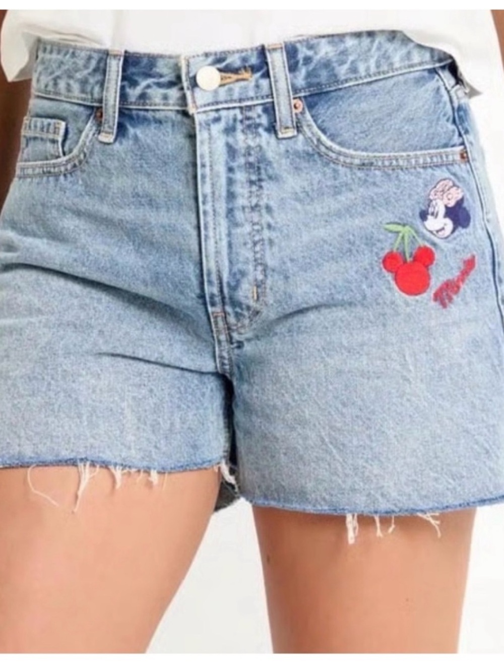 NWT Old Navy x Disney Minnie Mouse
OG Straight High-Rise Denim
Shorts NWT - Picture 2 of 6